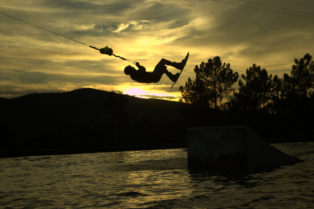 Wake Surf & Wake Board photo gallery thumb
